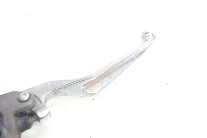 photo de CILINDRO MAESTRO DELANTERO PEUGEOT SATELIS 125 (2006 - 2009) - Otra perspectiva