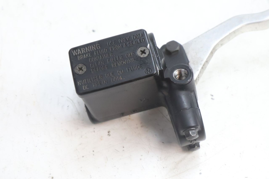 photo de CILINDRO MAESTRO DELANTERO PEUGEOT SATELIS 125 (2006 - 2009) - Detalle de la pieza