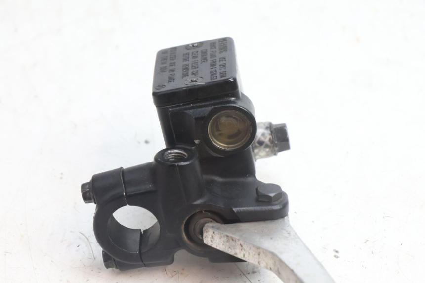 photo de CILINDRO MAESTRO DELANTERO PEUGEOT SATELIS 125 (2006 - 2009) - Otra perspectiva