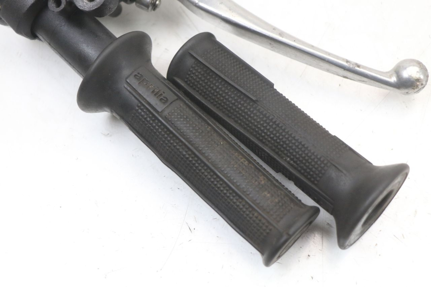 photo de BOMBA FRENO DELANTERO APRILIA SCARABEO GT 125 (1999 - 2007) - Vista general del producto