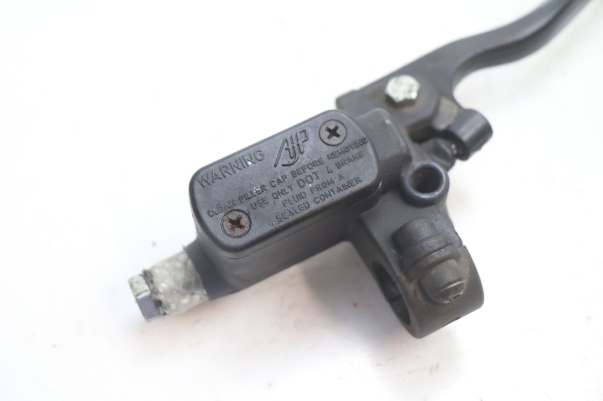 photo de BOMBA FRENO DELANTERO PEUGEOT SPEEDFIGHT 2 AC 50 (2000 - 2009) - Detalle de la pieza