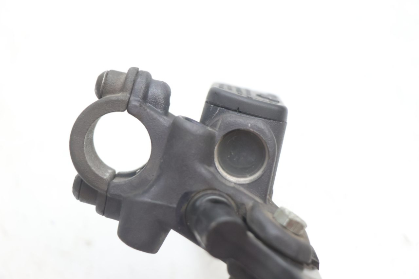 photo de BOMBA FRENO DELANTERO PEUGEOT SPEEDFIGHT 2 AC 50 (2000 - 2009) - Primer plano técnico