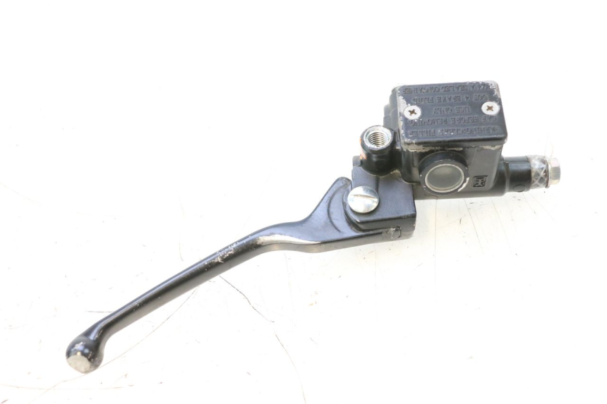 photo de BOMBA FRENO DELANTERO APRILIA SR MOTARD 50 (2012 - 2018) - Primer plano técnico