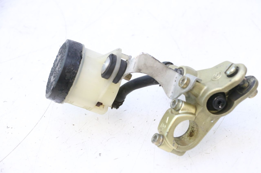 photo de BOMBA FRENO DELANTERO DUCATI SS IE DS CARENEE 1000 (2002 - 2006) - Primer plano técnico