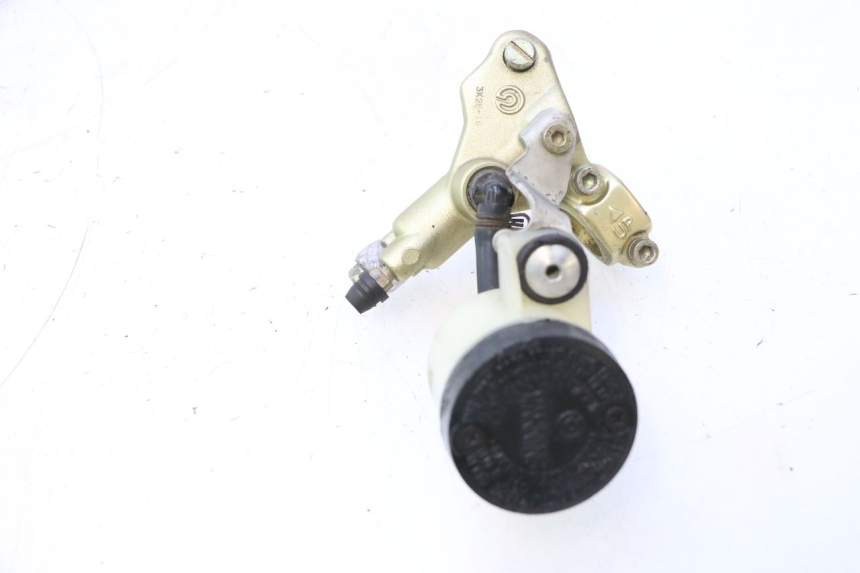 photo de BOMBA FRENO DELANTERO DUCATI SS IE DS CARENEE 1000 (2002 - 2006) - Estado de la superficie y material