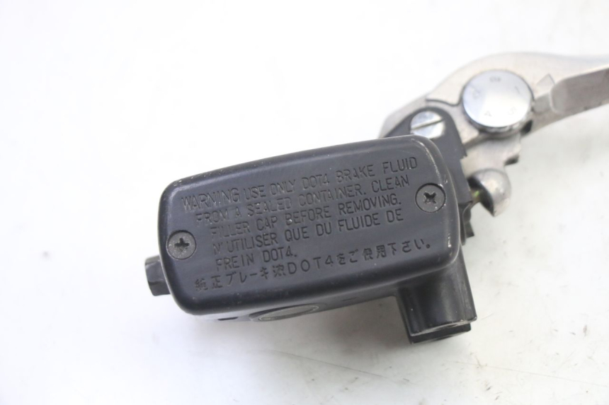 photo de BOMBA FRENO DELANTERO HONDA ST PAN EUROPEAN 1300 (2002 - 2013) - Detalle de la pieza