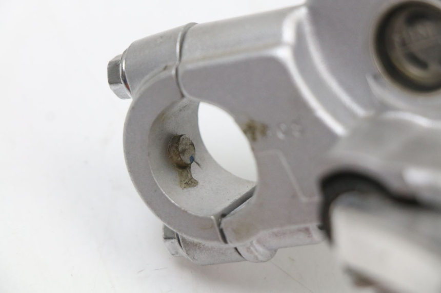 photo de BOMBA FRENO DELANTERO KYMCO SUPER 8 4T 50 (2018 - 2020) - Detalles de los puntos de fijación