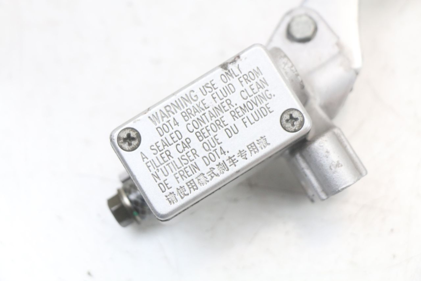 photo de BOMBA FRENO DELANTERO KYMCO SUPER 8 125 (2008 - 2015) - Detalle de la pieza