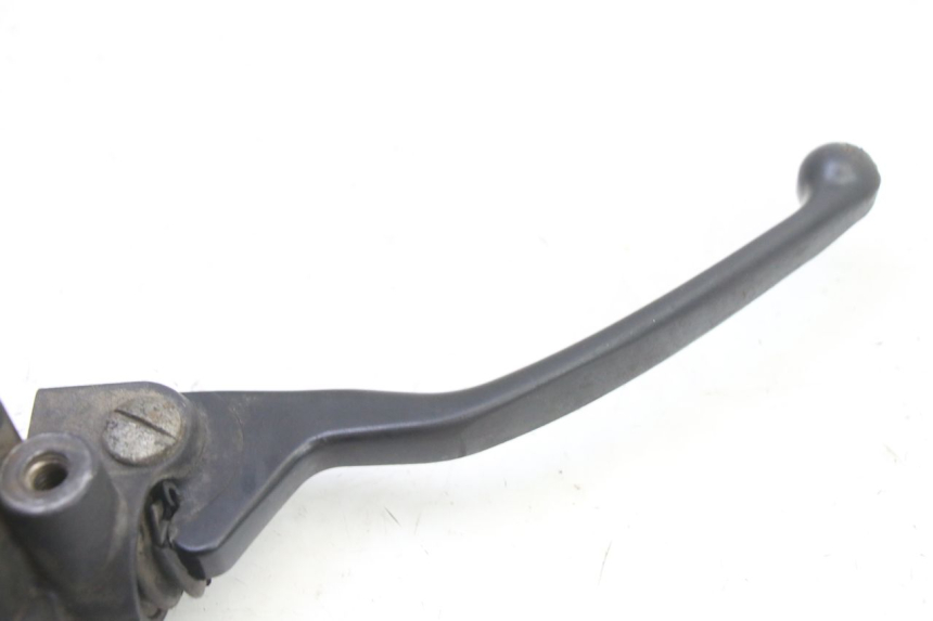 photo de BOMBA FRENO DELANTERO PIAGGIO SUPER LX 125 (2000 - 2003) - Primer plano técnico