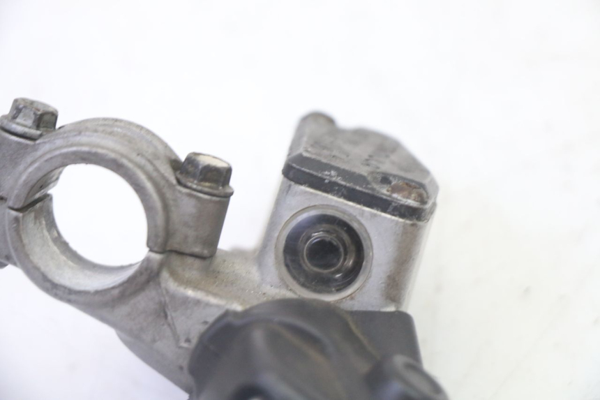 photo de BOMBA FRENO DELANTERO KTM SX 85 (2013 - 2017) - Primer plano técnico