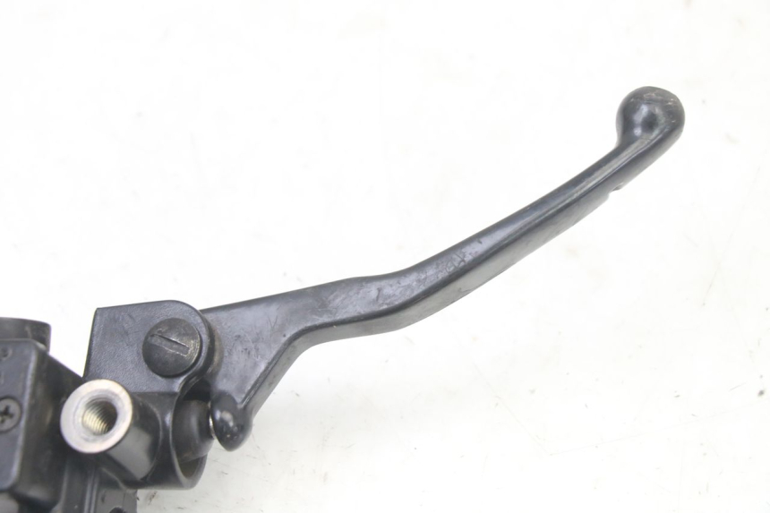 photo de CILINDRO MAESTRO DELANTERO APRILIA SXR 50 (2021 - 2023) - Zoom estado de uso