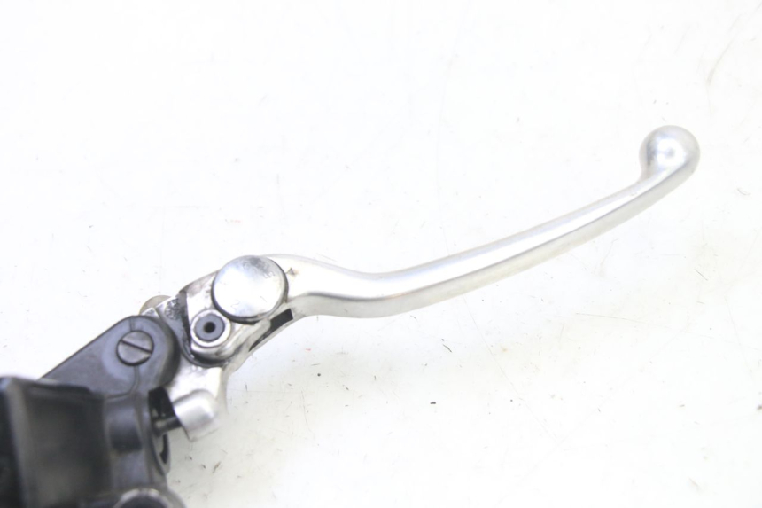 photo de CILINDRO MAESTRO DELANTERO YAMAHA TDM ABS 900 (2002 - 2014) - Zoom estado de uso