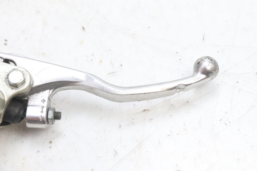 photo de BOMBA FRENO DELANTERO HUSABERG TE 250 (2011 - 2014) - Primer plano técnico