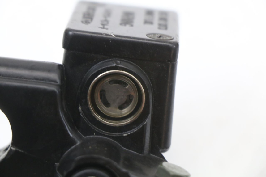 photo de CILINDRO MAESTRO DELANTERO PEUGEOT V-CLIC VCLIC 50 (2007 - 2013) - Vista general del producto