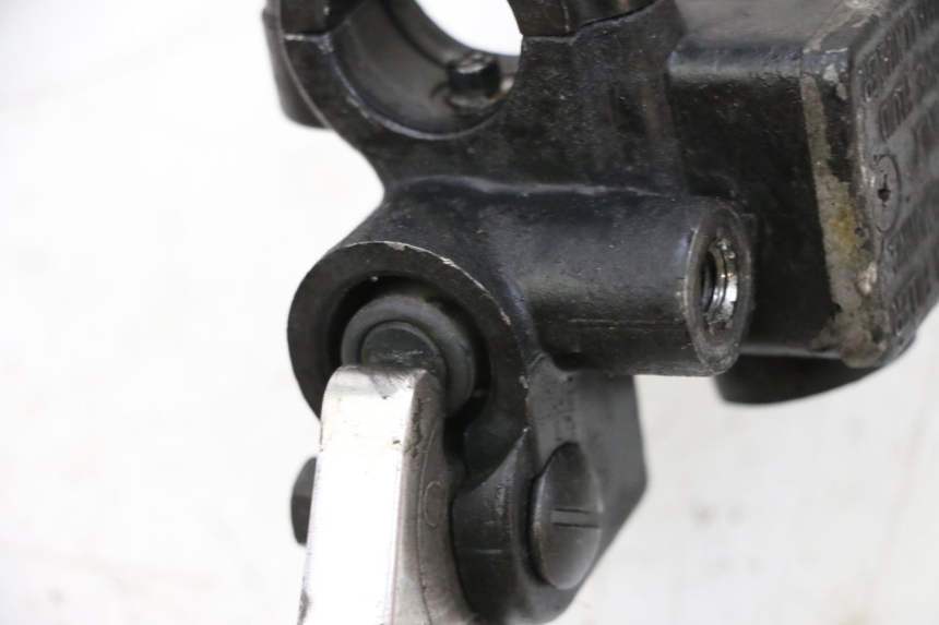 photo de CILINDRO MAESTRO DELANTERO PIAGGIO VESPA GTS SUPER IE 125 (2009 - 2016) - Otra perspectiva