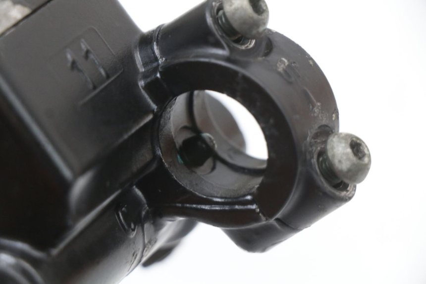 photo de CILINDRO MAESTRO DELANTERO PIAGGIO VESPA S 2T 50 (2007 - 2014) - Detalles de los puntos de fijación