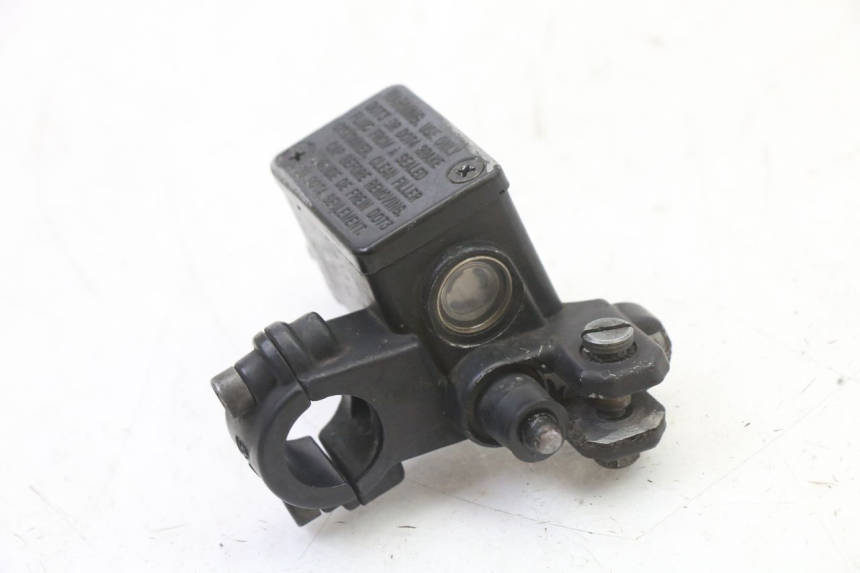 photo de CILINDRO MAESTRO DELANTERO PEUGEOT VIVACITY NEW 4T 50 (2008 - 2017) - Otra perspectiva