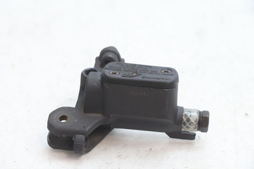 photo de CILINDRO MAESTRO DELANTERO PEUGEOT VIVACITY 50 (1998 - 2003) - Otra perspectiva