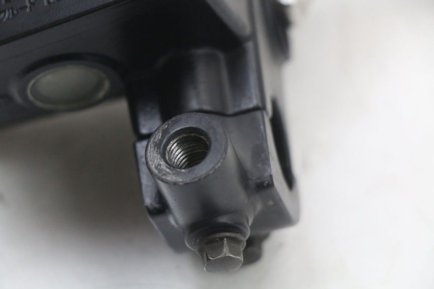 photo de BOMBA FRENO DELANTERO SUZUKI VL INTRUDER 125 (2004 - 2007) - Zoom estado de uso