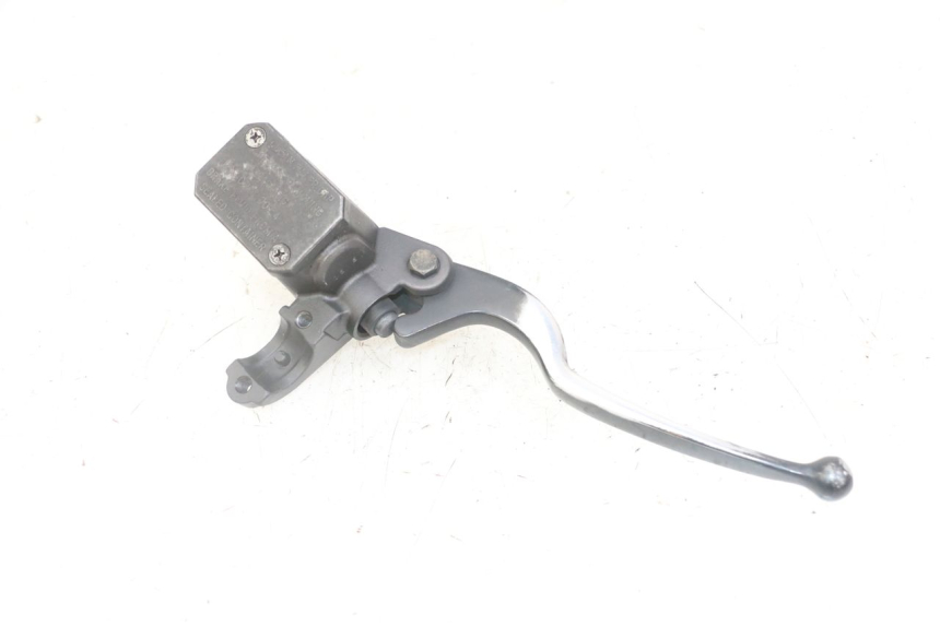 photo de CILINDRO MAESTRO DELANTERO YAMAHA X-MAX XMAX 125 (2010 - 2013) - Otra perspectiva