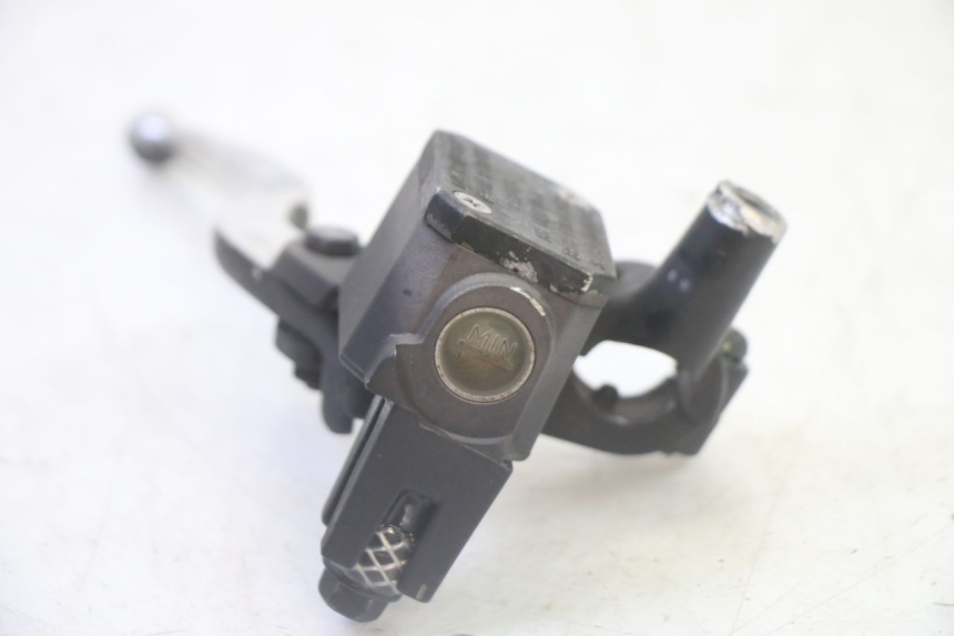 photo de CILINDRO MAESTRO DELANTERO YAMAHA X-MAX XMAX 125 (2010 - 2013) - Vista general del producto