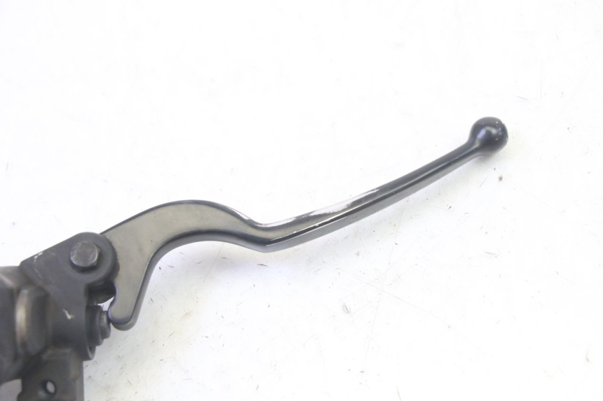 photo de CILINDRO MAESTRO DELANTERO YAMAHA X-MAX XMAX 250 (2006 - 2009) - Zoom estado de uso