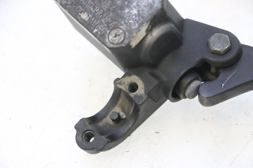 photo de CILINDRO MAESTRO DELANTERO YAMAHA XMAX X-MAX 125 (2006 - 2009) - Vista general del producto