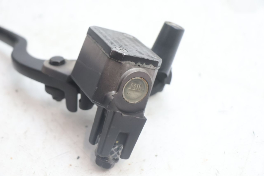 photo de CILINDRO MAESTRO DELANTERO YAMAHA X-MAX XMAX 125 (2010 - 2013) - Estado de la superficie y material