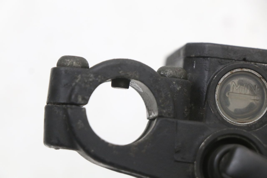 photo de CILINDRO MAESTRO DELANTERO PIAGGIO X9 125 (2000 - 2003) - Vista general del producto