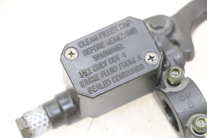 photo de BOMBA FRENO DELANTERO PIAGGIO XEVO - X EVO 125 (2007 - 2017) - Vista general del producto