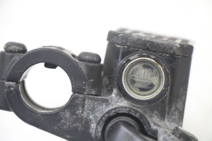 photo de BOMBA FRENO DELANTERO PIAGGIO XEVO - X EVO 125 (2007 - 2017) - Primer plano técnico