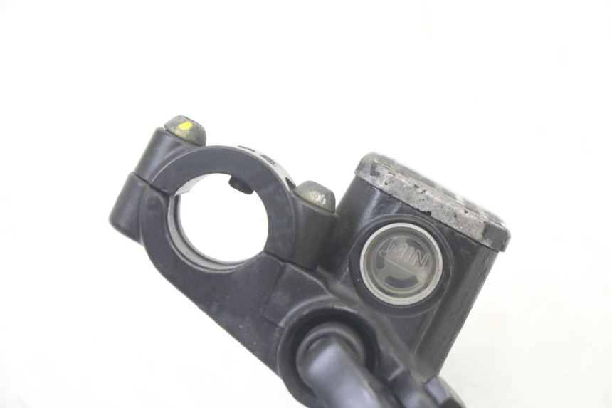 photo de BOMBA FRENO DELANTERO PIAGGIO XEVO - X EVO 125 (2007 - 2017) - Primer plano técnico