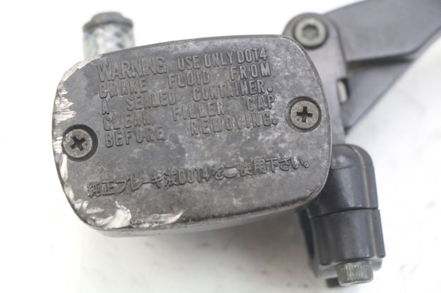 photo de BOMBA FRENO DELANTERO YAMAHA XP T-MAX TMAX 500 (2004 - 2007) - Otra perspectiva