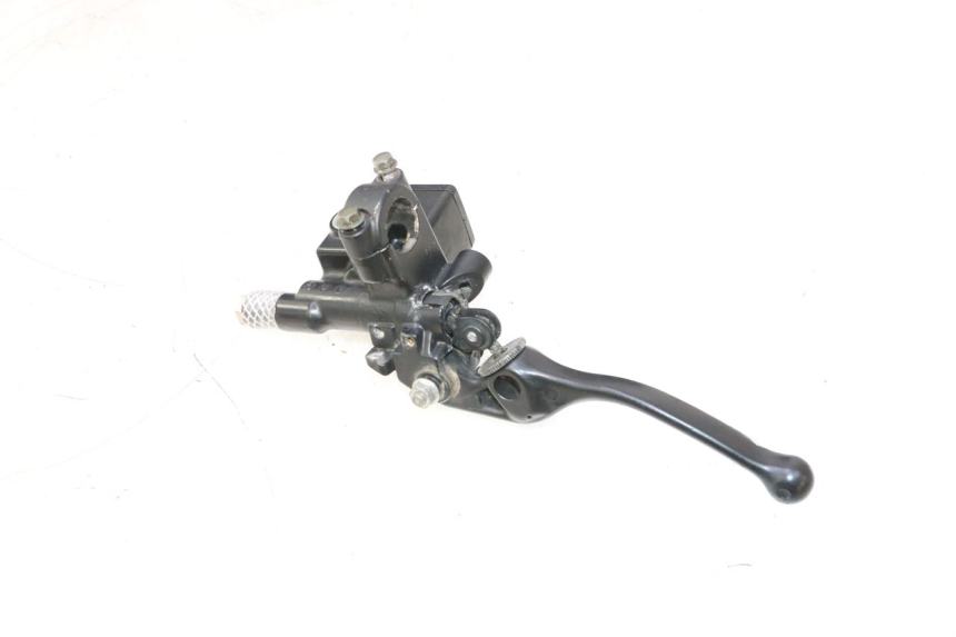 photo de BOMBA FRENO DELANTERO HONDA XRV AFRICA TWIN 750 (1990 - 1992) - Primer plano técnico