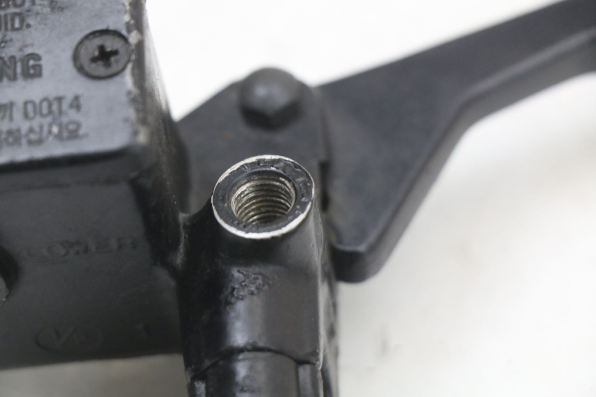 photo de Cilindro maestro delantero HYOSUNG XRX 125 (2000 - 2008) - Zoom estado de uso