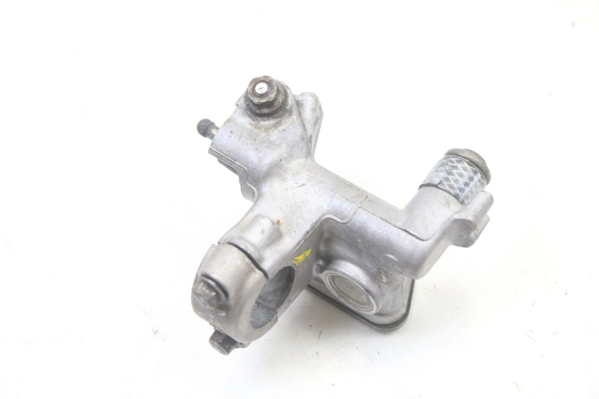 photo de BOMBA FRENO DELANTERO YAMAHA YZ-F YZF 250 (2007 - 2013) - Primer plano técnico