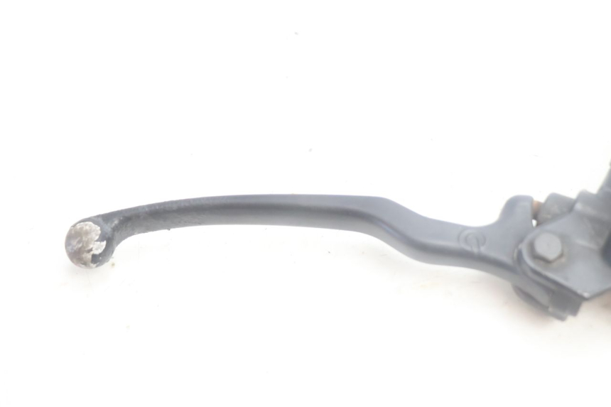 photo de CILINDRO MAESTRO DELANTERO YAMAHA YP MAJESTY 125 (2002 - 2006) - Vista general del producto