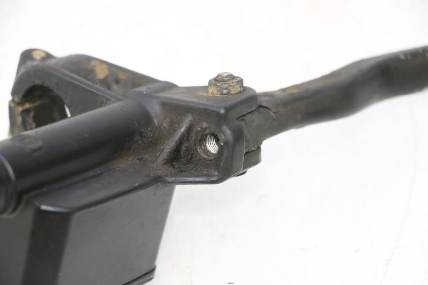 photo de CILINDRO MAESTRO DELANTERO YAMAHA YP MAJESTY 125 (1998 - 2001) - Vista general del producto