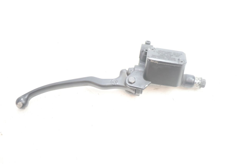 photo de CILINDRO MAESTRO DELANTERO YAMAHA YP MAJESTY 125 (2002 - 2006) - Vista general del producto