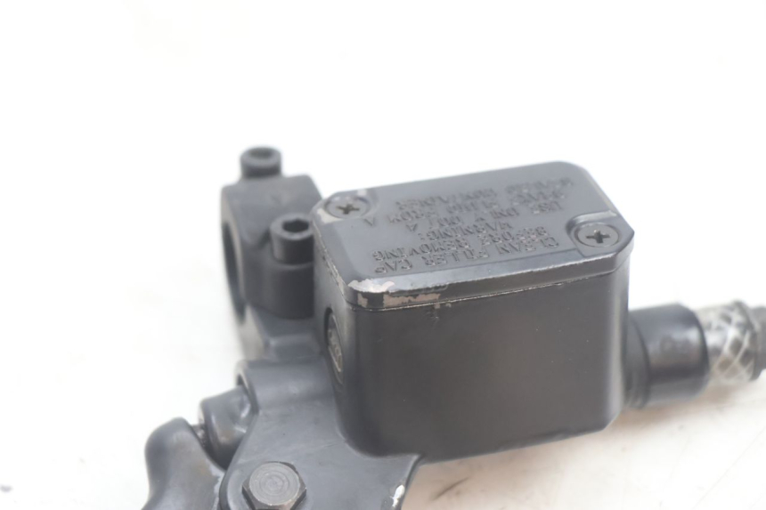 photo de CILINDRO MAESTRO DELANTERO YAMAHA YP MAJESTY 125 (2002 - 2006) - Marcados y referencias originales