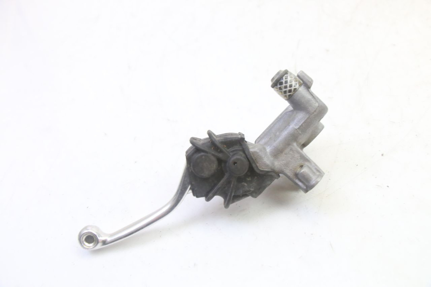 photo de BOMBA FRENO DELANTERO YAMAHA YZ-F YZF 250 (2014 - 2018) - Primer plano técnico
