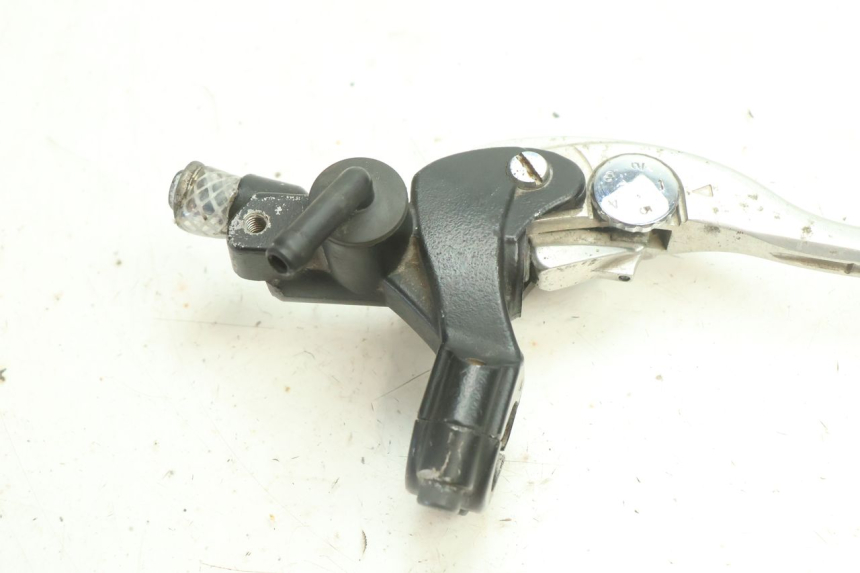 photo de BOMBA FRENO DELANTERO YAMAHA YZF R6 600 (2008 - 2009) - Detalle de la pieza