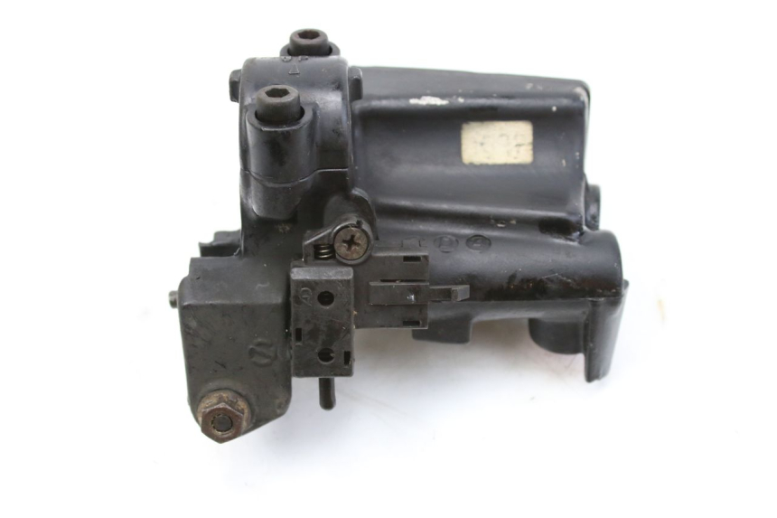 photo de BOMBA FRENO DELANTERO KAWASAKI ZEPHYR 1100 ( - 1995) - Primer plano técnico