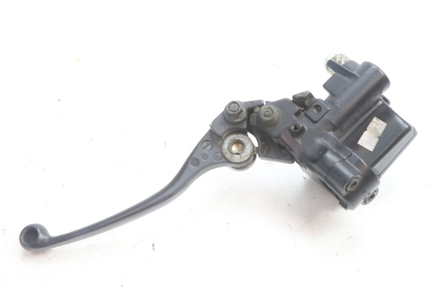 photo de BOMBA FRENO DELANTERO KAWASAKI ZZR 600 (1995 - 2004) - Estado de la superficie y material