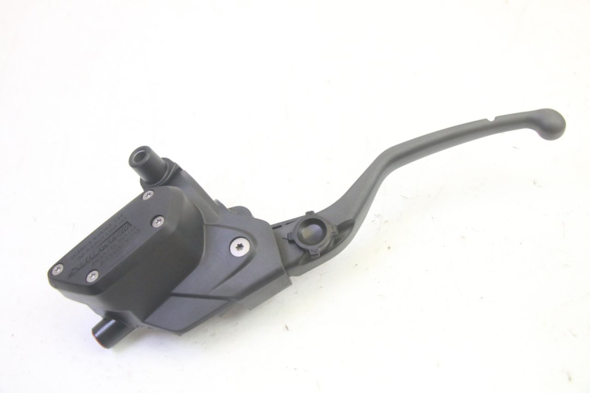 photo de BOMBA EMBRAGUE BMW R GS 1250 (2021 - 2024) - Primer plano técnico