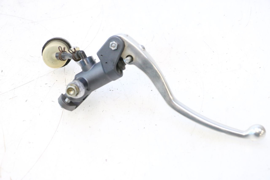 photo de BOMBA EMBRAGUE DUCATI SS IE DS CARENEE 1000 (2002 - 2006) - Otra perspectiva