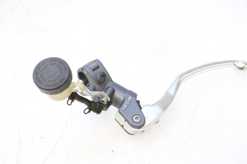 photo de BOMBA EMBRAGUE DUCATI SS IE DS CARENEE 1000 (2002 - 2006) - Primer plano técnico