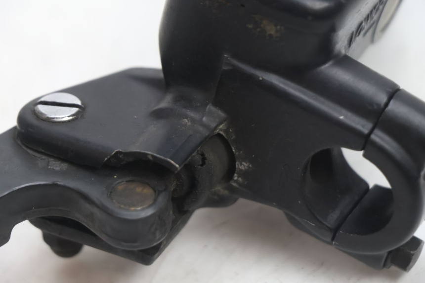 photo de BOMBA EMBRAGUE HONDA ST PAN EUROPEAN 1100 (1990 - 2002) - Otra perspectiva
