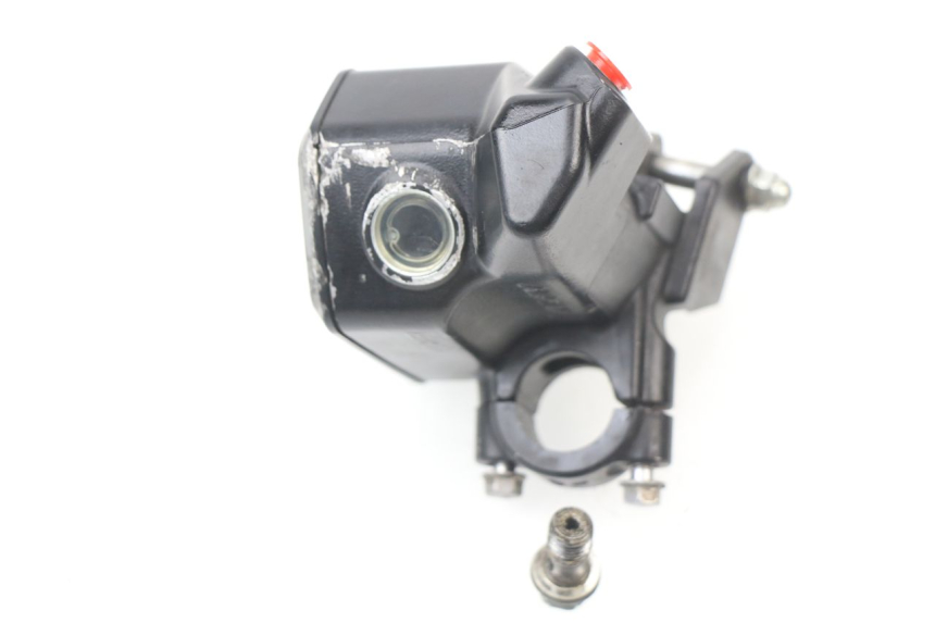 photo de BOMBA EMBRAGUE HONDA VFR F 1200 (2010 - 2015) - Otra perspectiva