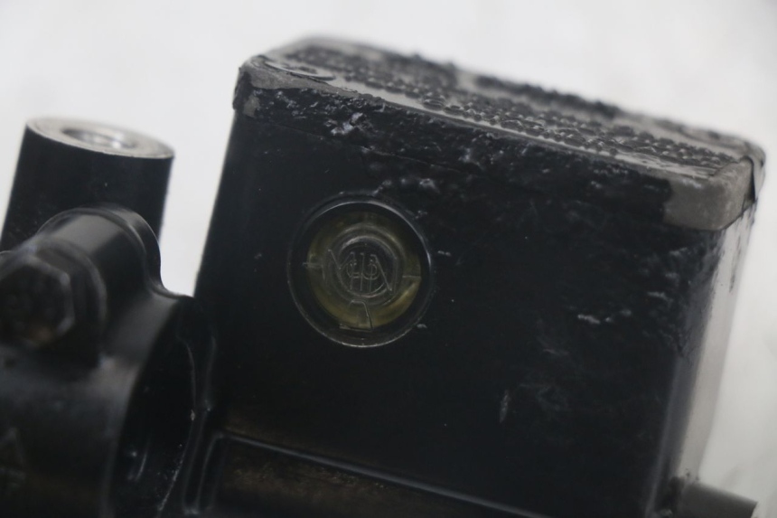 photo de CILINDRO MAESTRO DE FRENO TRASERO QUADRO 3D S 350 (2013 - 2018) - Recambio usado revisado
